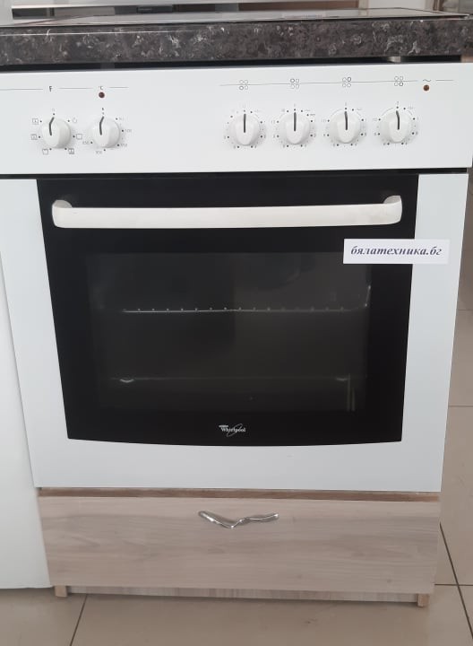 Готварска фурна Whirlpool-Втора употреба в перфектно състояние.