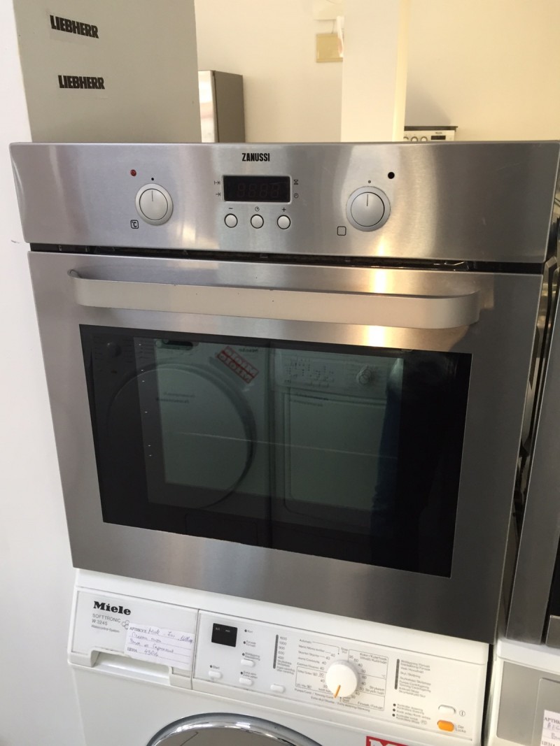 ZANUSSI ZOB463X ФУРНА-втора употреба в перфектно състояние